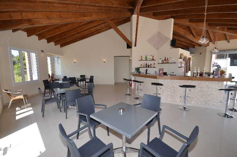 Paradiso Hotel Sea View And Pool Suites Ipsos Corfu Екстер'єр фото